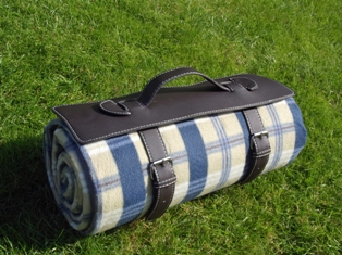 Outdoor Blankets of Freddie and Sebbie Builds a Name At Amaz'