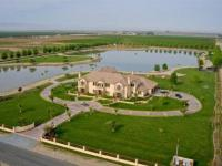 Bakersfield Property Listing'