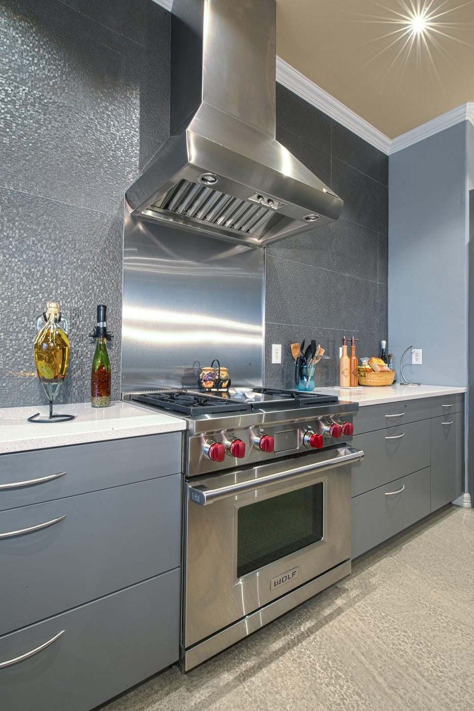 NHouse Design and Build'