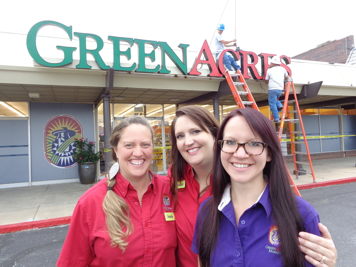 GreenAcres Market Replaces Whole Foods Sign'