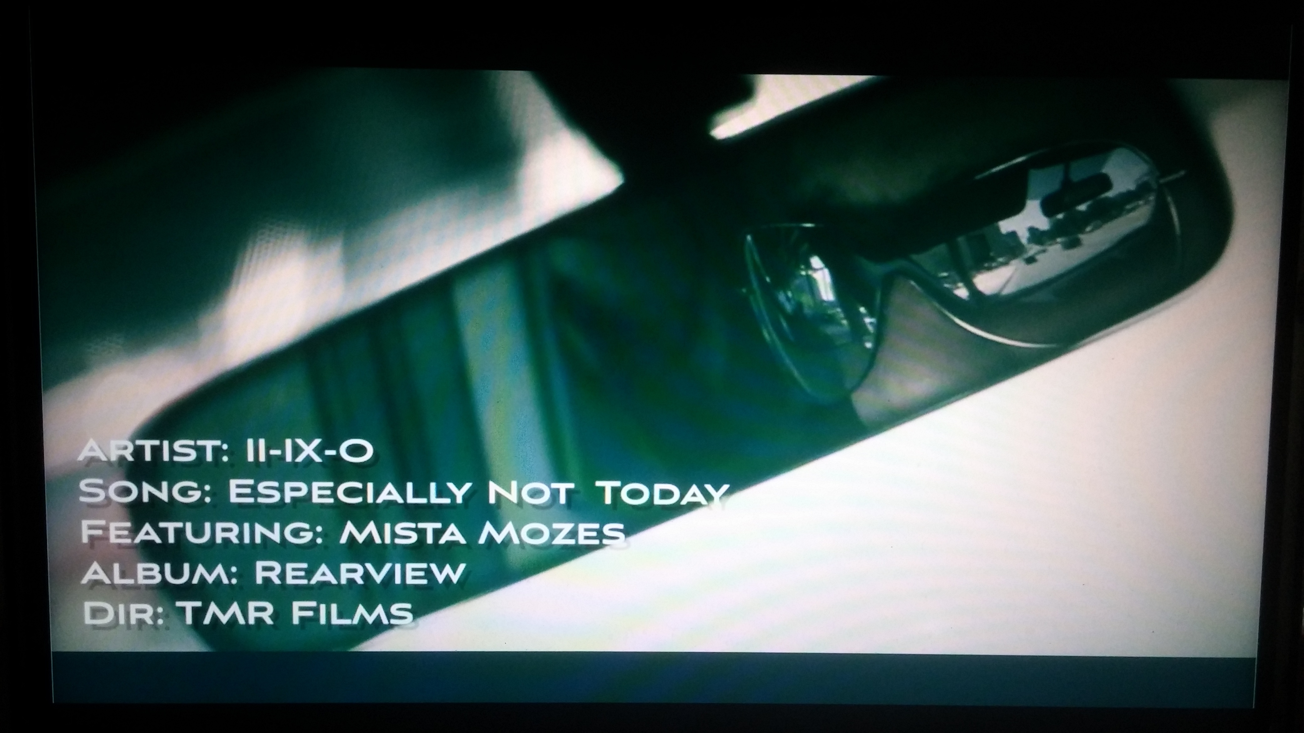 II-IX-O Rearview'