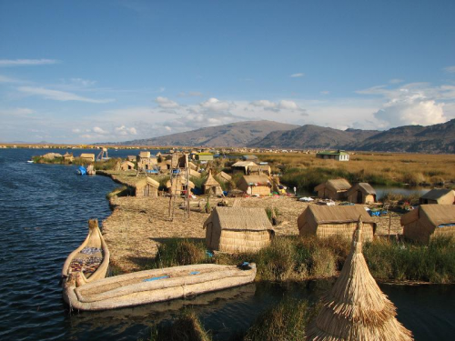 Paddle Lake Titicaca Three Paddlers'
