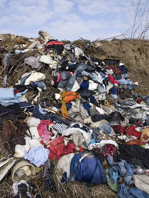 Fixing Fashion: Beyond Rana Plaza 01'