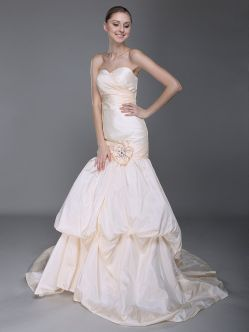 mermaid wedding dress'