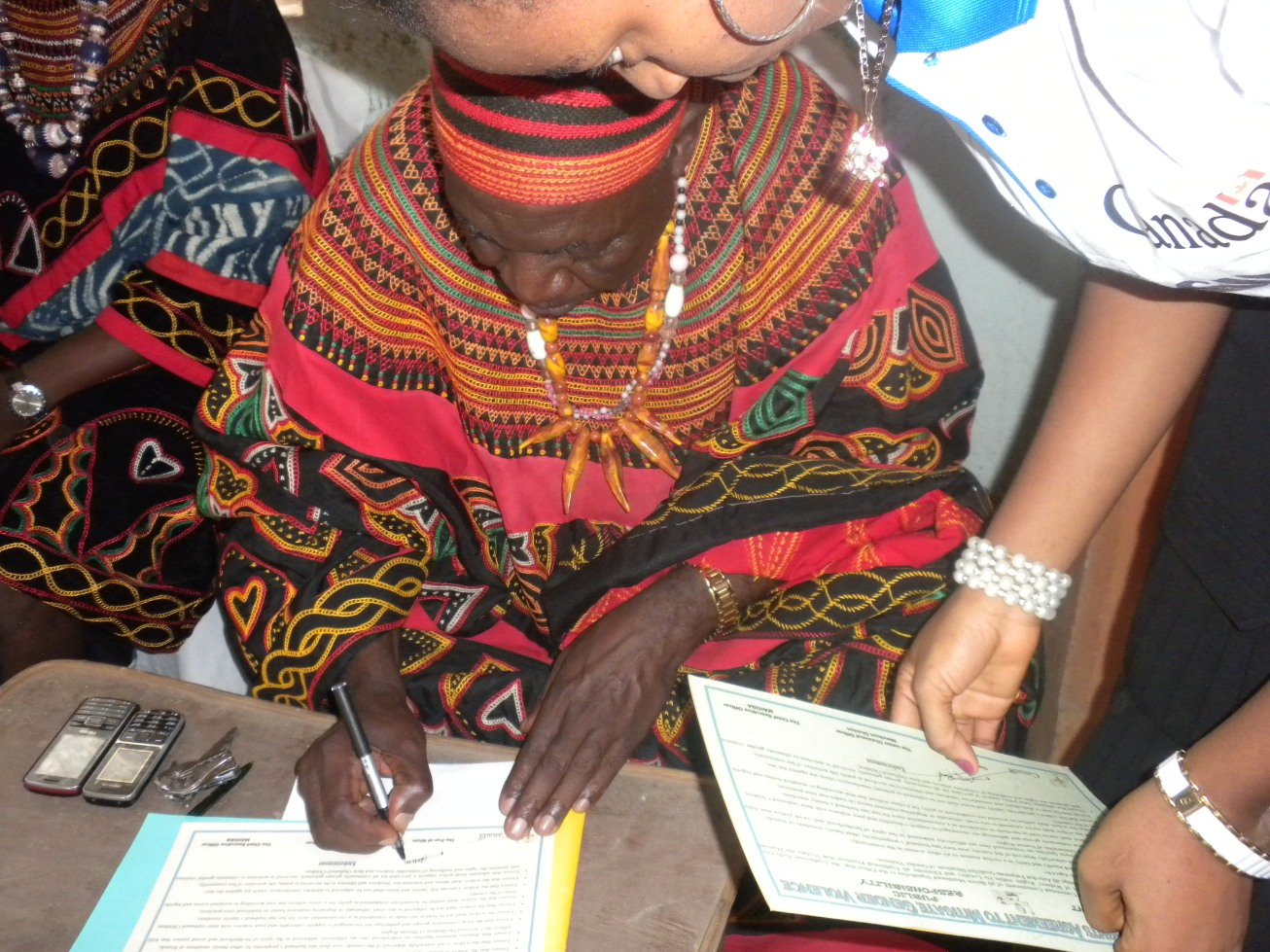 The Fon Signs the Widowhood Rites to Rights Agreement