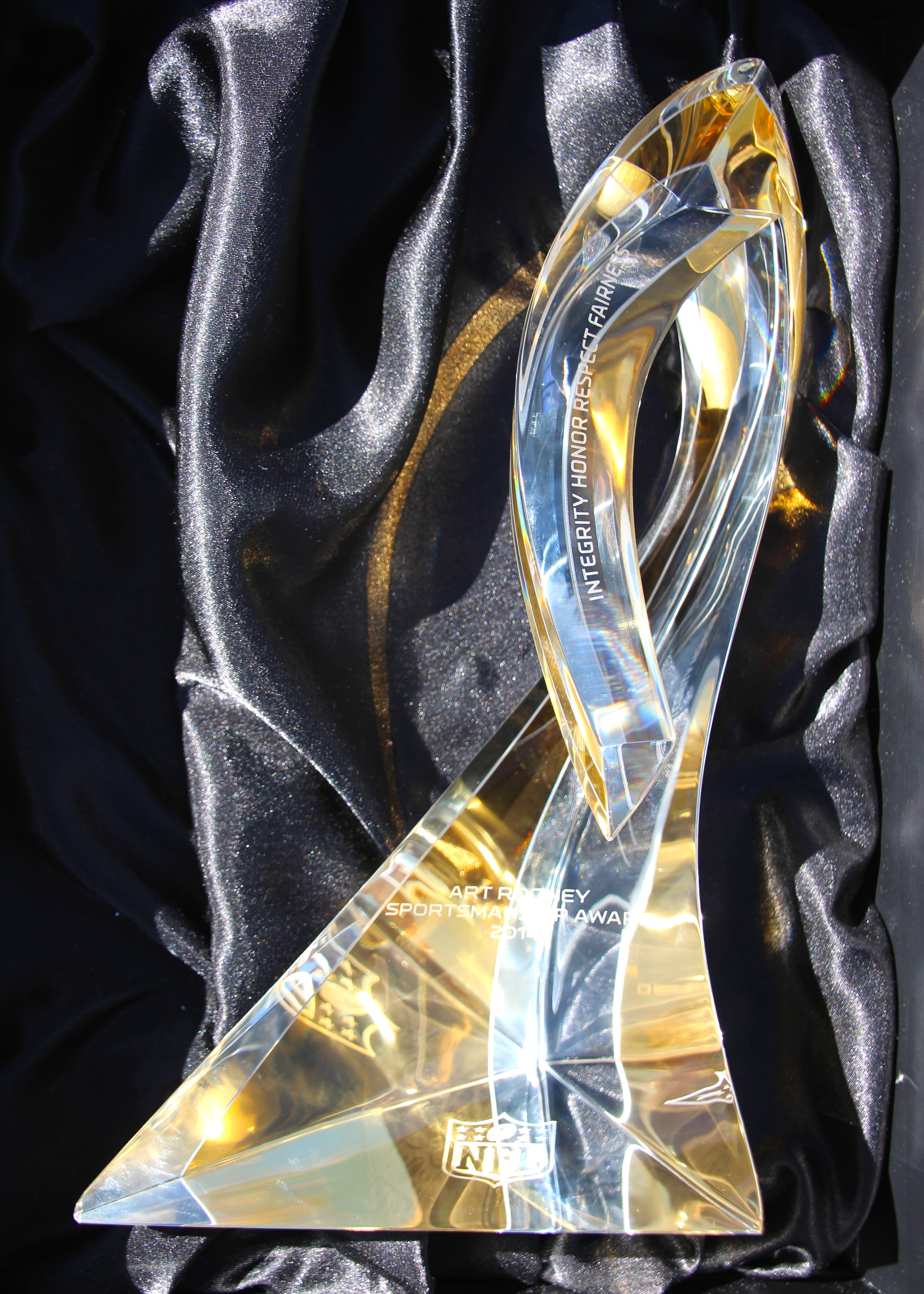 Craters &amp;amp; Freighters Crates Art Rooney Award'