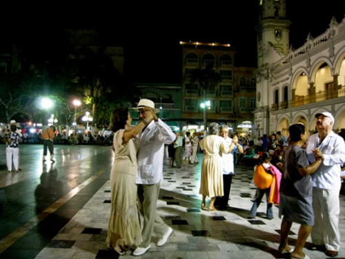 Tour to Havana'