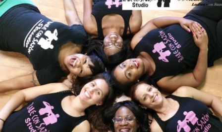 The Baile Con Saz&amp;oacute;n Dance Team'