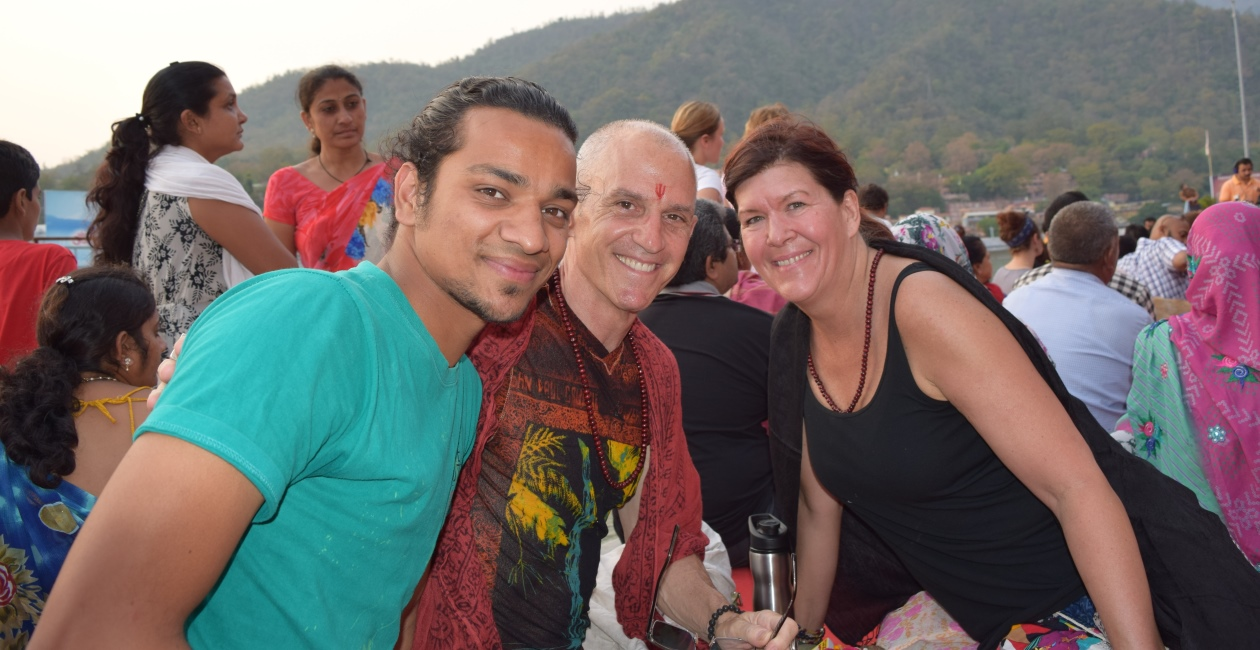 200 hour Yoga Teacher Training in Rishikesh(India) RYS Yoga'