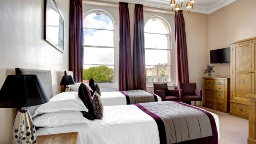 cheap hotels in lake district'