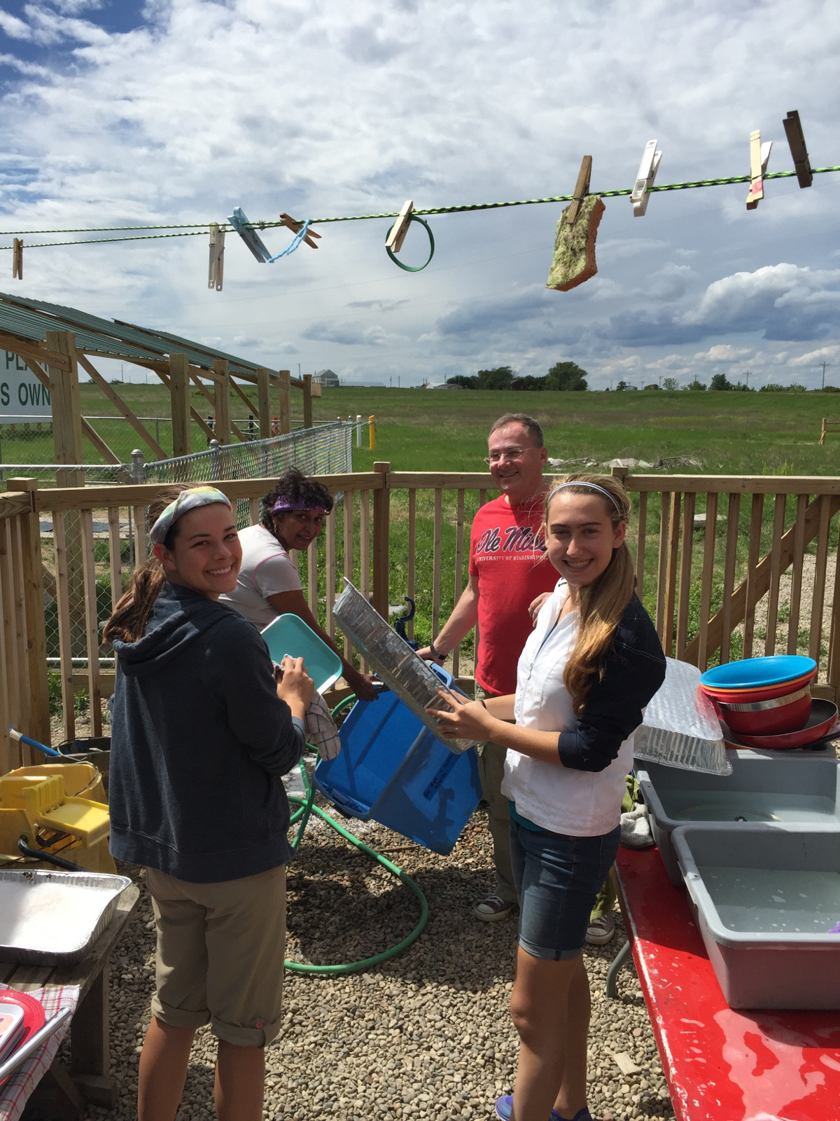 Christopher Montoya-Redlich helping at Lakota children&amp;r'