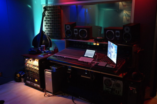 SongCat Partner Studio Chicago Control Room 2'