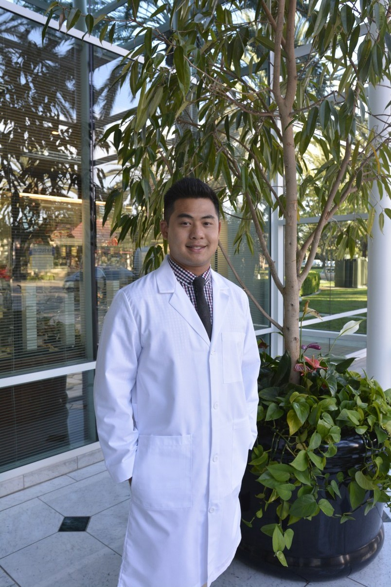 Dr. Poolsaad - Optometrist Costa Mesa, CA