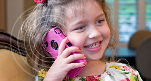 Little girl cell phone'