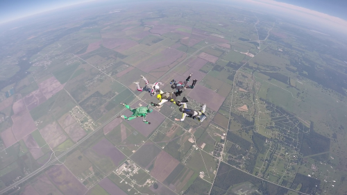 Five Skydivers Over Sixty Set World Skydiving Record'