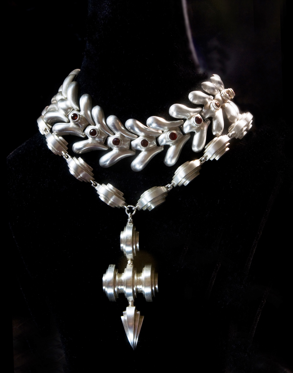 Dalla Mano Regale Necklaces