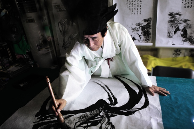 The secret paintings of Bodhidharma