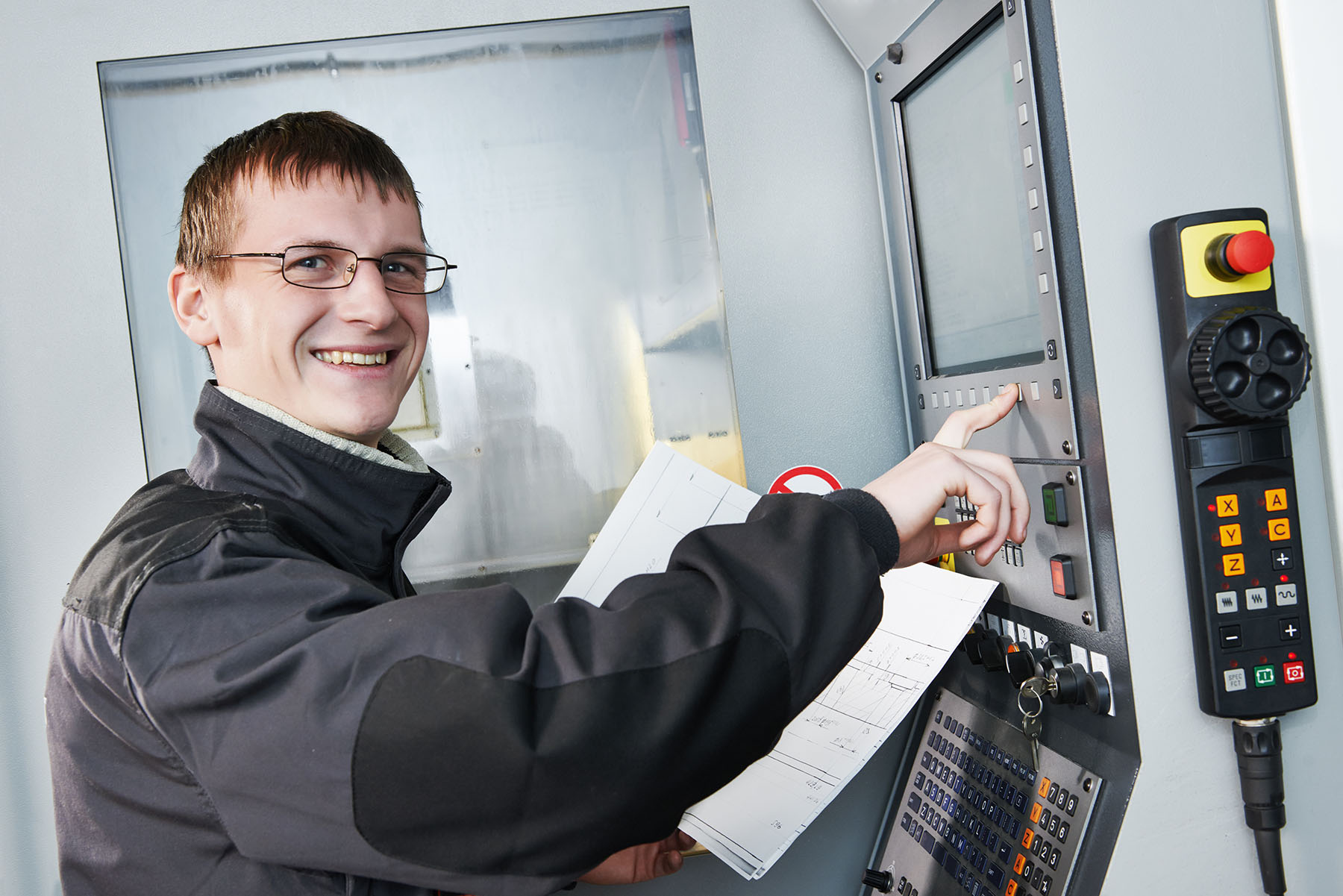 Absolute Machine Partners with ServiceMax for Improved Servi'
