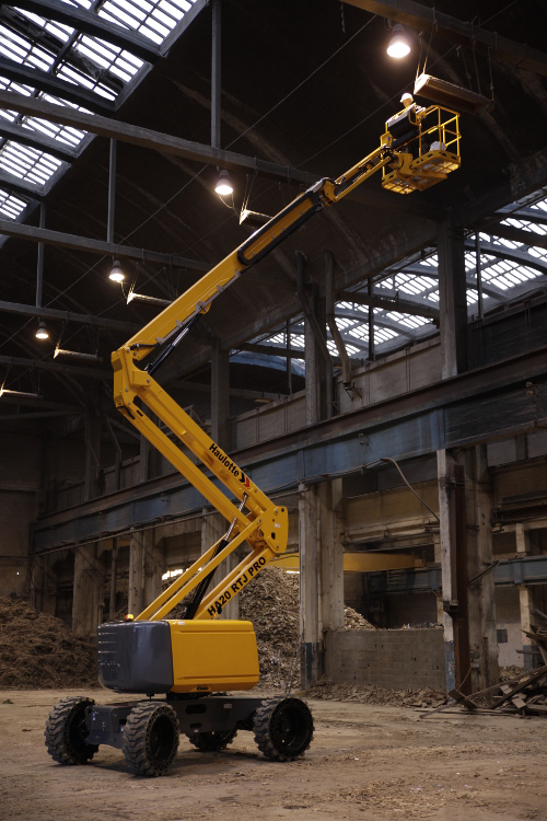 Haulotte boom lift'