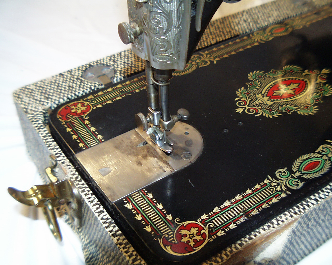 Sewing Makes Me Happy