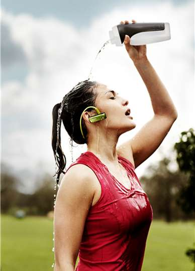 waterproof bluetooth headphone reviews