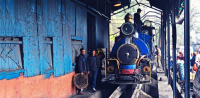 The Famous &lsquo;Toy Train&rsquo; at Darjeeling