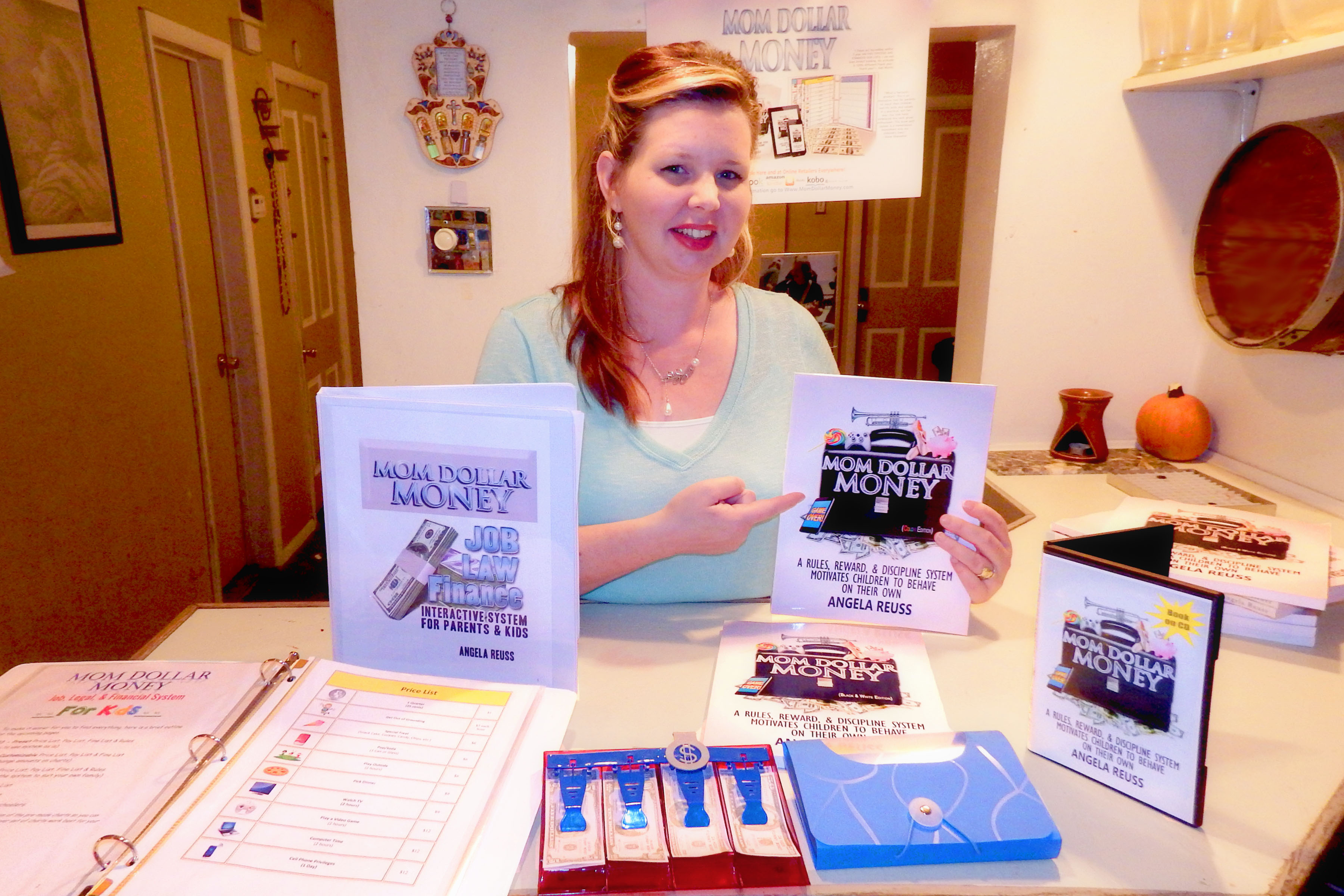 Author Helps ParentsCounteract theGrowing Issues of Child En