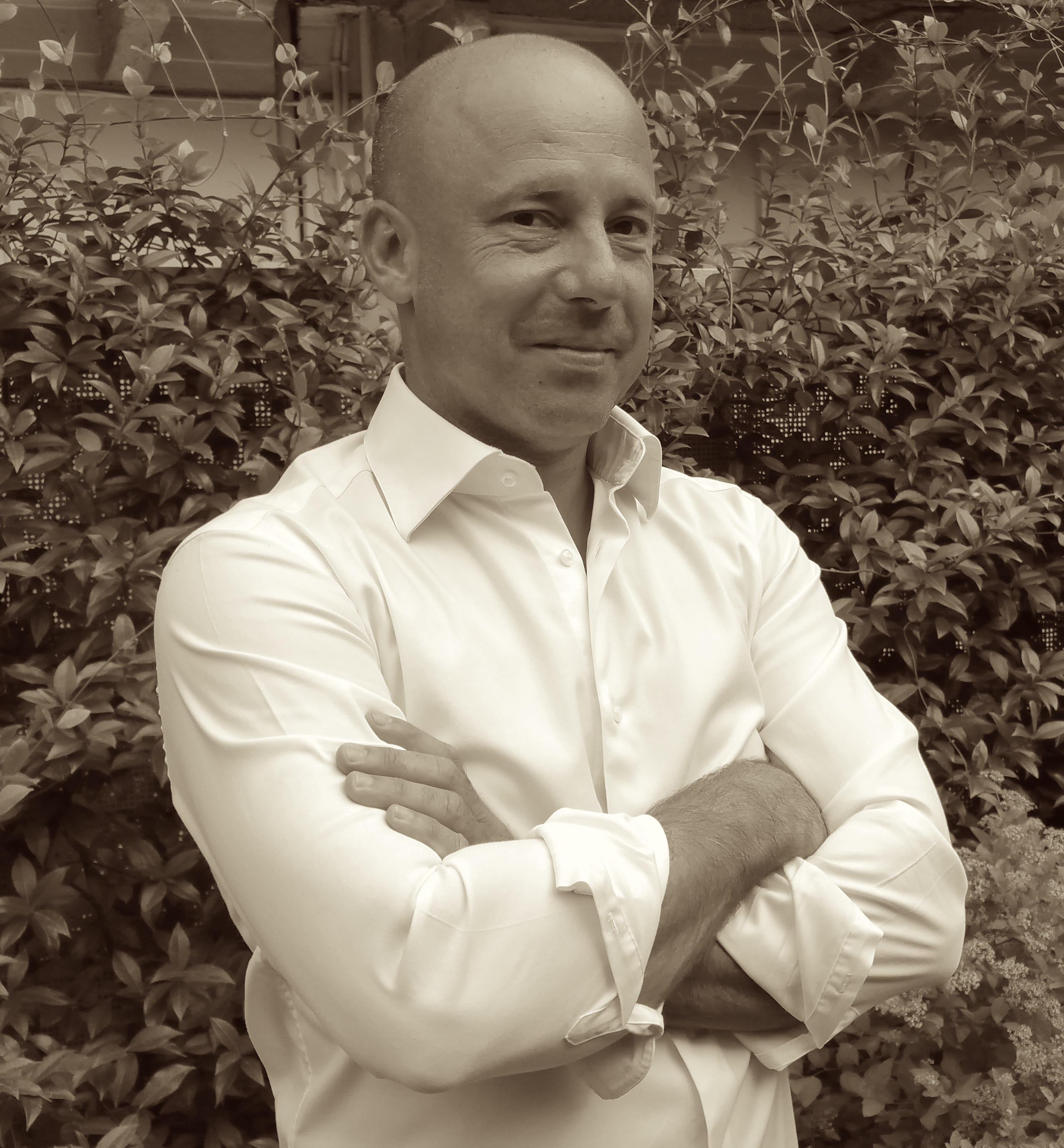 Ophthalmologist, Dr. Alberto Bellone